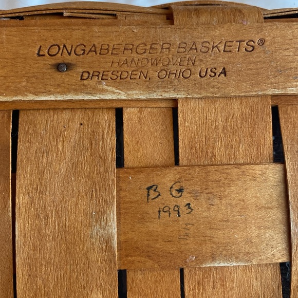 Longaberger Tall Waste Basket W/Liner. EUC Sz. 9.5” x 12.25” Tall. Signed, Dated - Picture 11 of 13